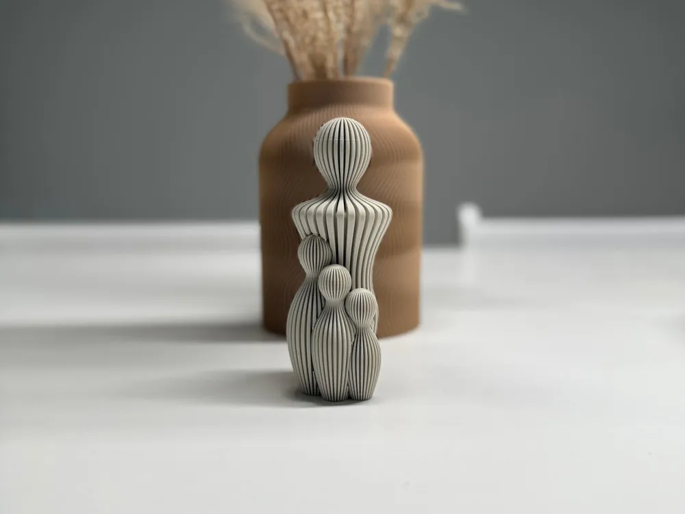 Vaterstatue mit 1-4 Kindern – Bild 4